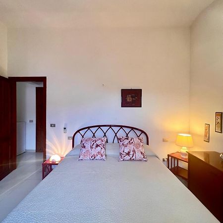 Appartamento Stella Con Vista Mare San Teodoro  Eksteriør billede