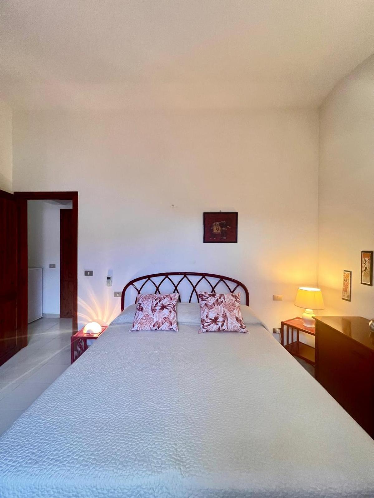 Appartamento Stella Con Vista Mare San Teodoro  Eksteriør billede