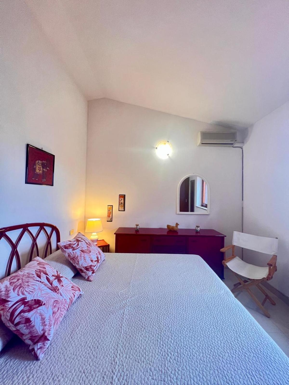 Appartamento Stella Con Vista Mare San Teodoro  Eksteriør billede